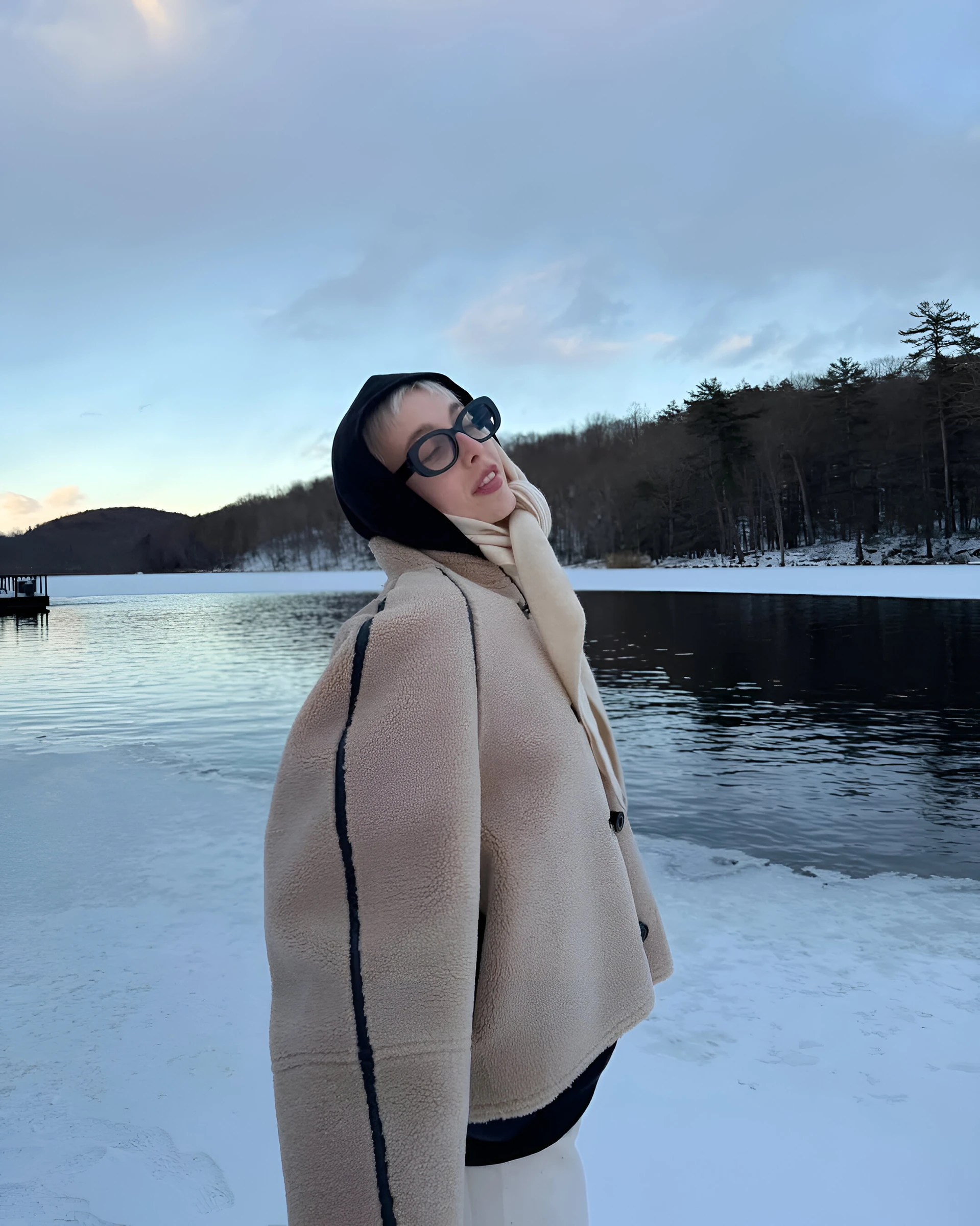 Outfit ID: Emma Chamberlain 1.4.26