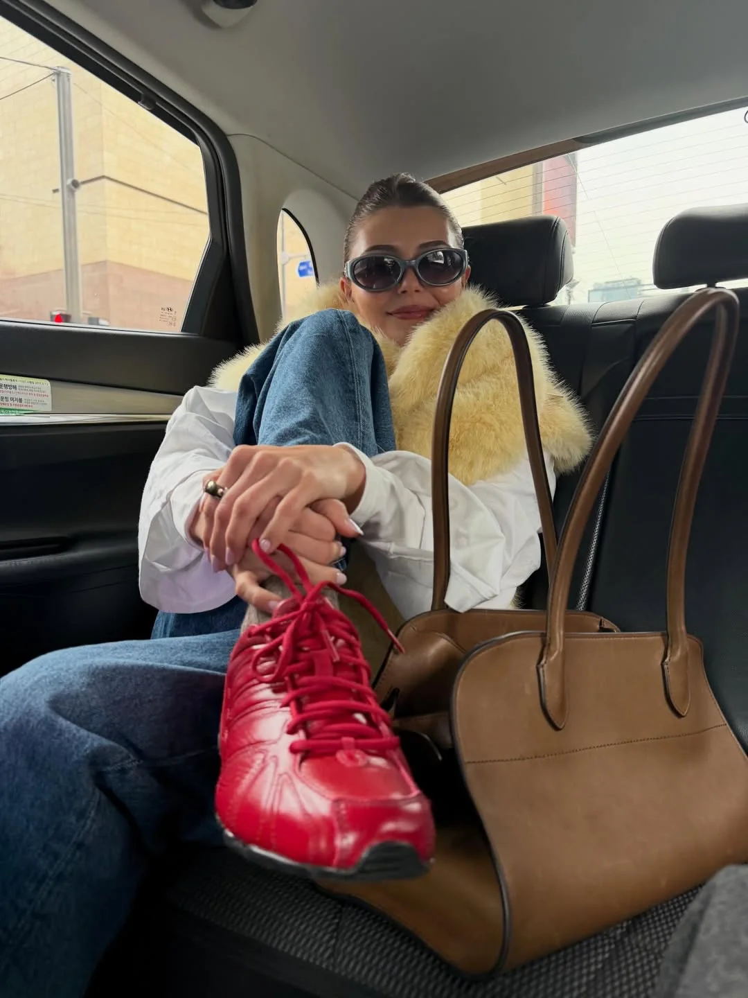 Outfit ID: Olivia Jade 1.28.26