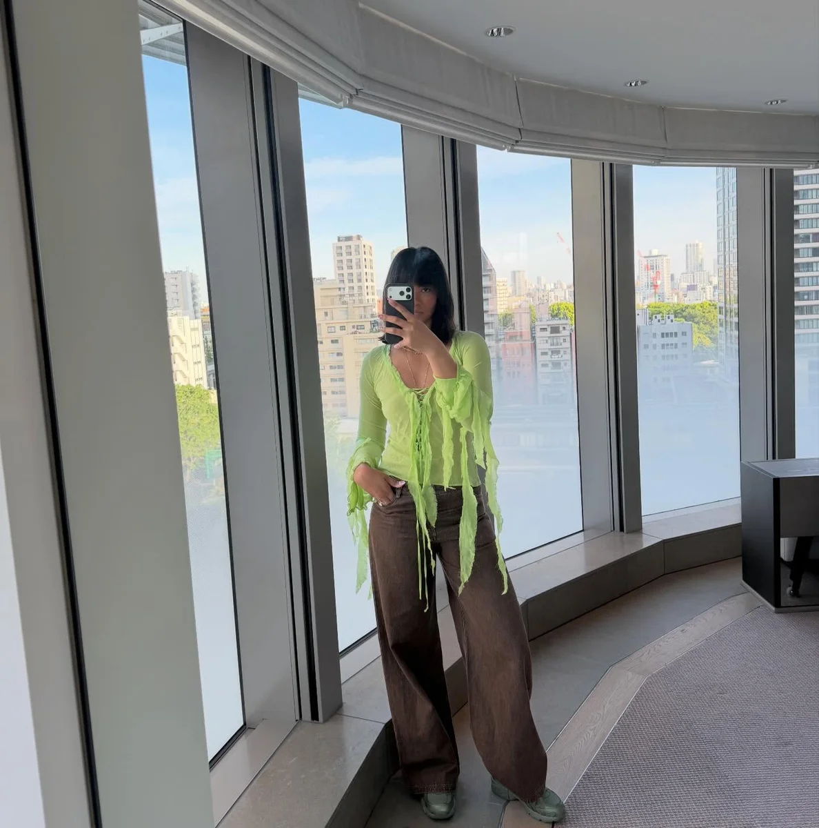 Outfit ID: Chanel Iman 4.23.26