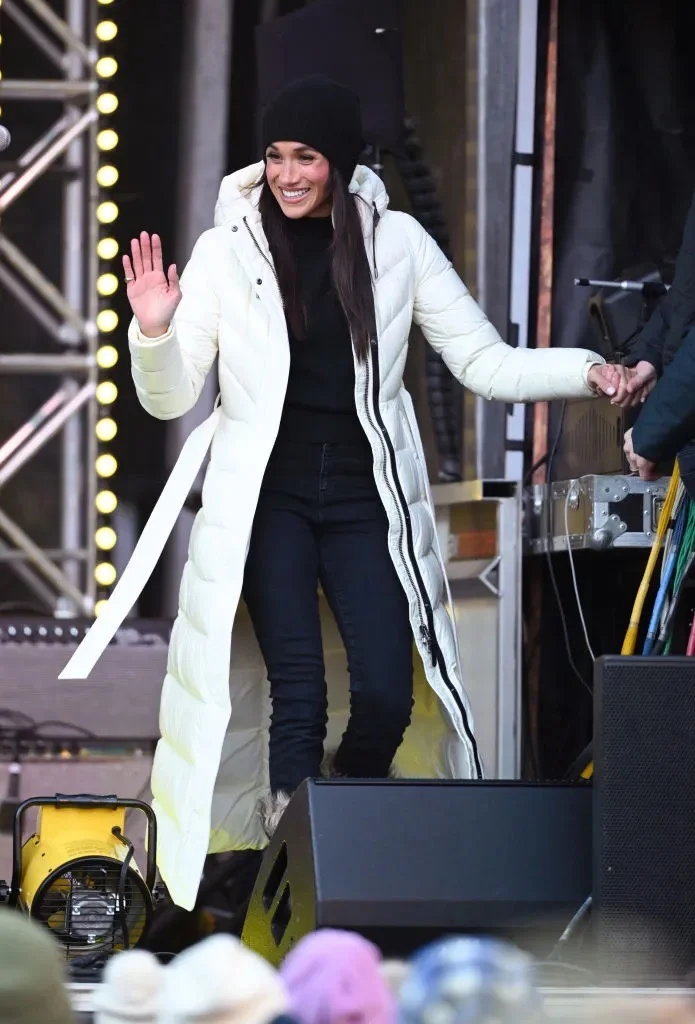 Outfit ID: Meghan, Duchess of Sussex 2.11.25