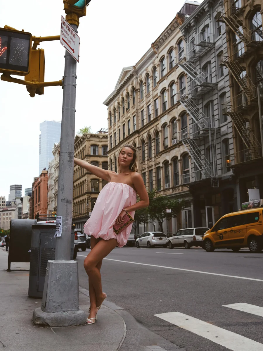 Outfit ID: Olivia Ponton 5.11.26