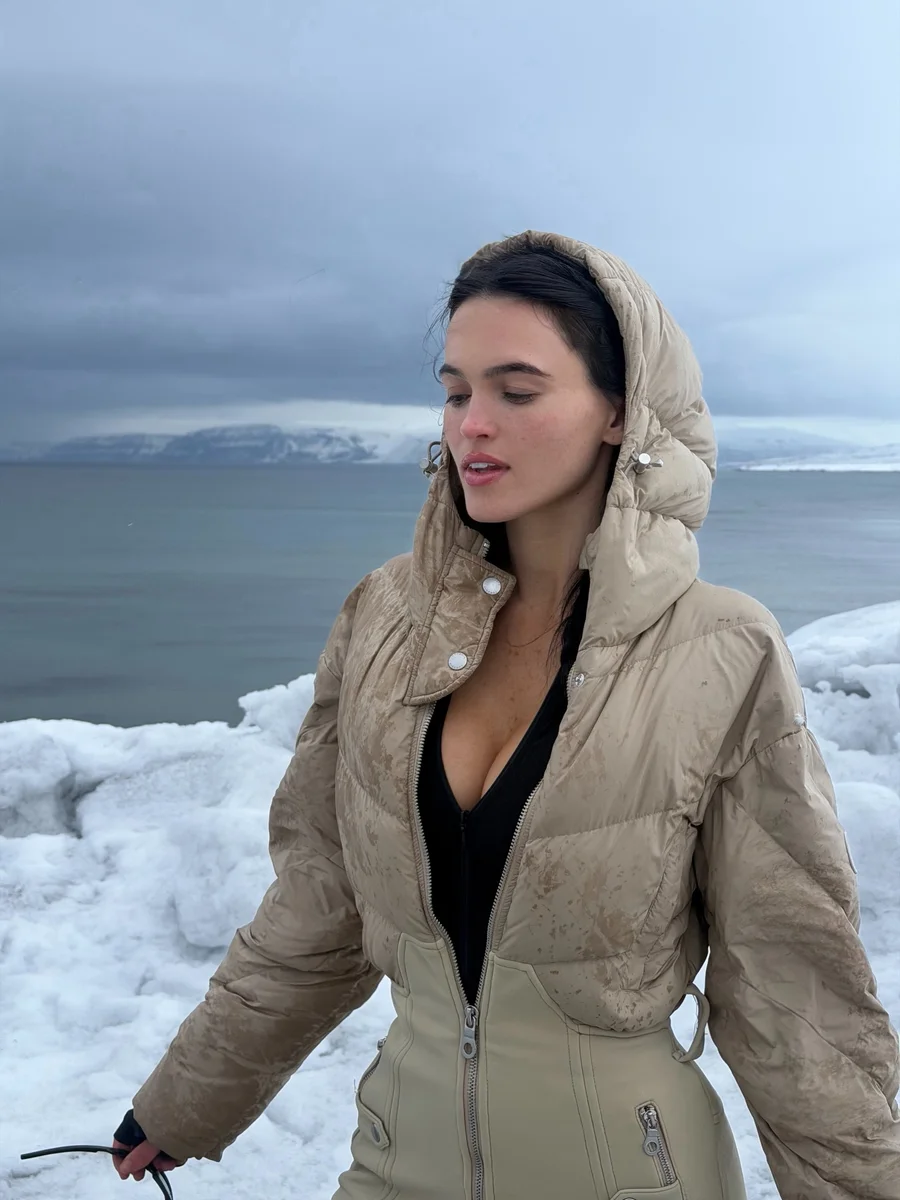 Outfit ID: Mary Holland Nader 4.21.26