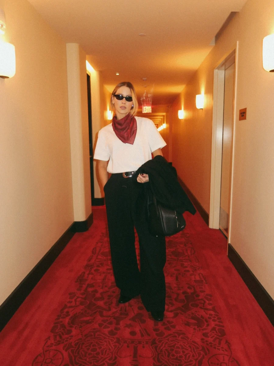 Outfit ID: Claire Holt 2.15.26