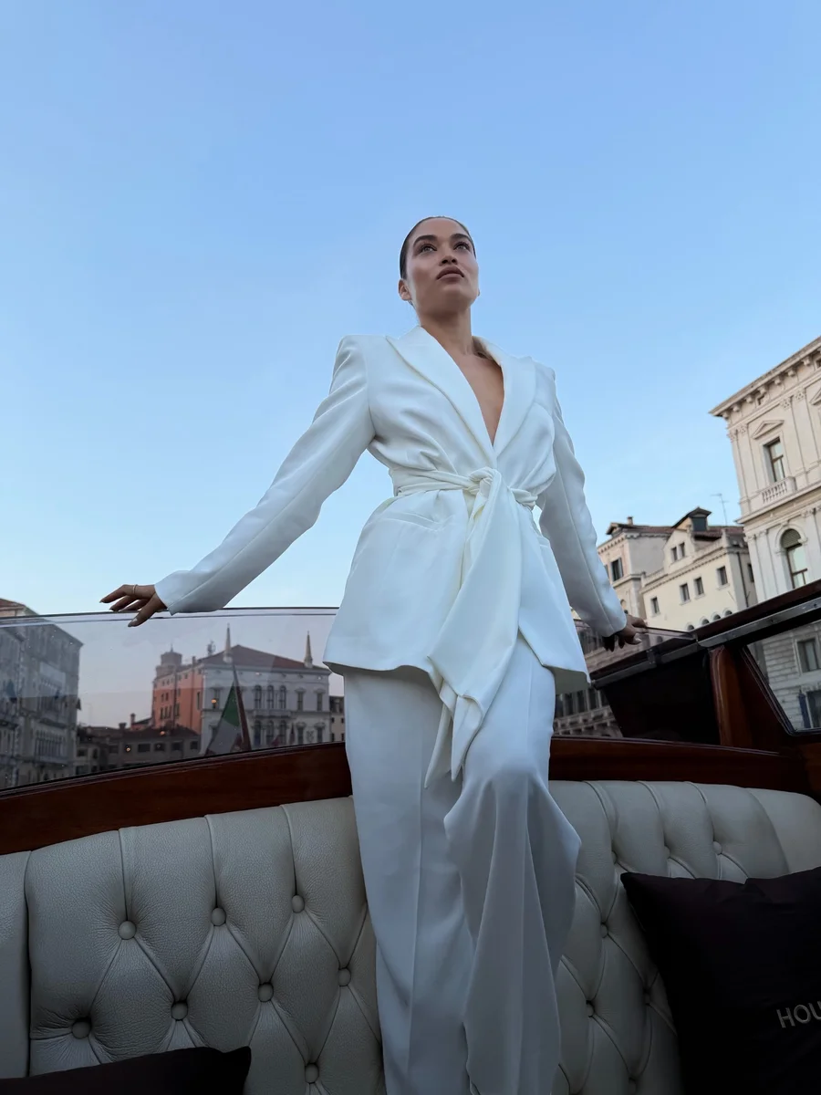 Outfit ID: Shanina Shaik 4.8.26