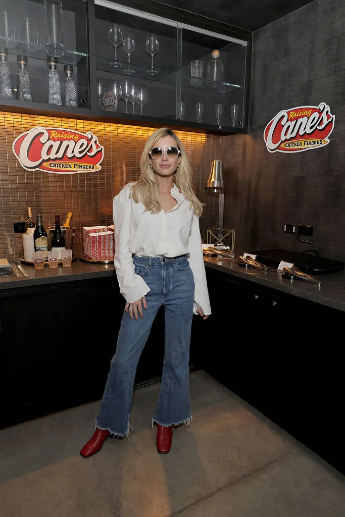 Outfit ID: Emma Roberts 3.21.26