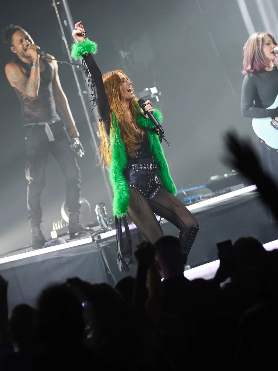 Outfit ID: Ashlee Simpson Ross, 1.24.26