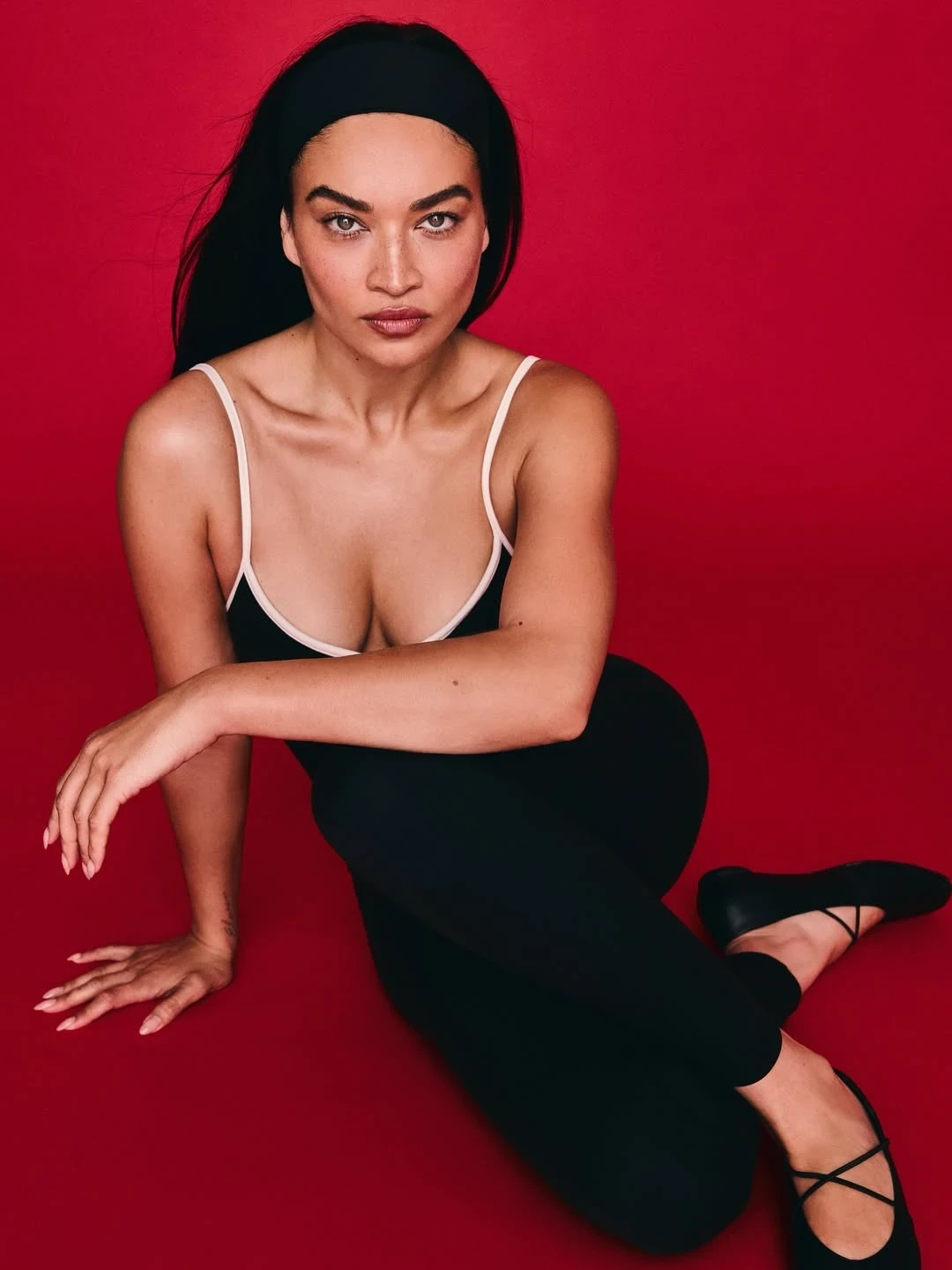 Outfit ID: Shanina Shaik 6.22.26