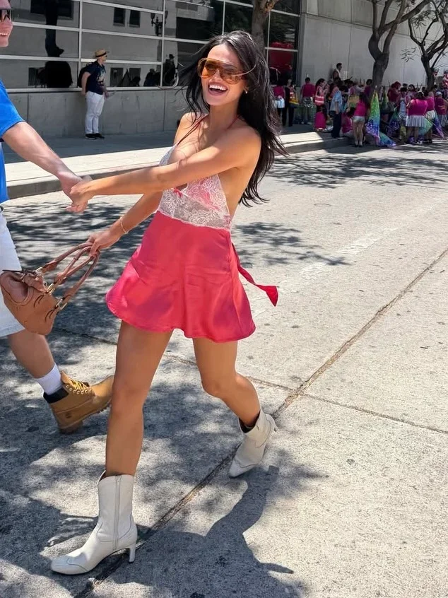 Outfit ID: Mary Holland Nader 6.16.26