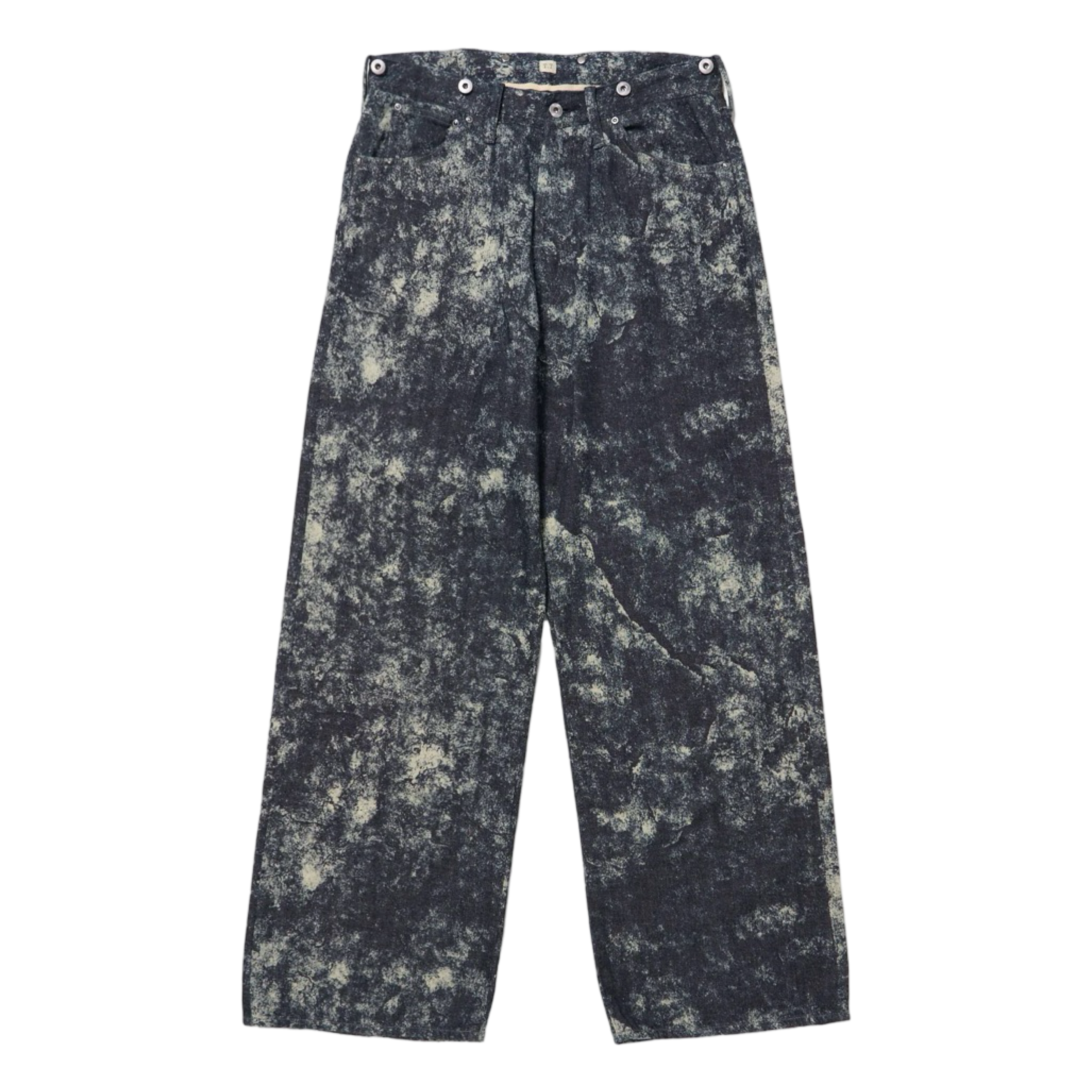 Indigo & Off-White Lot. 704 Jeans