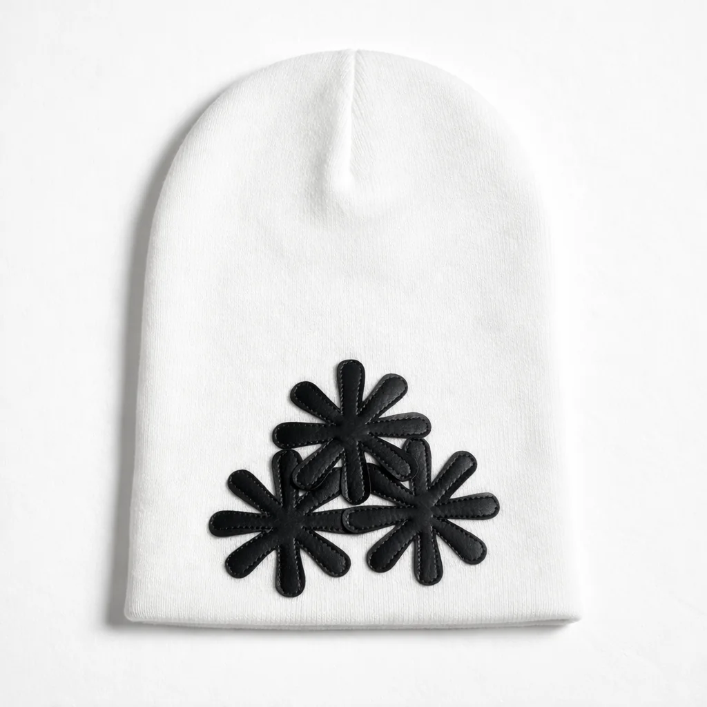 White/black Cv (long) Beanie