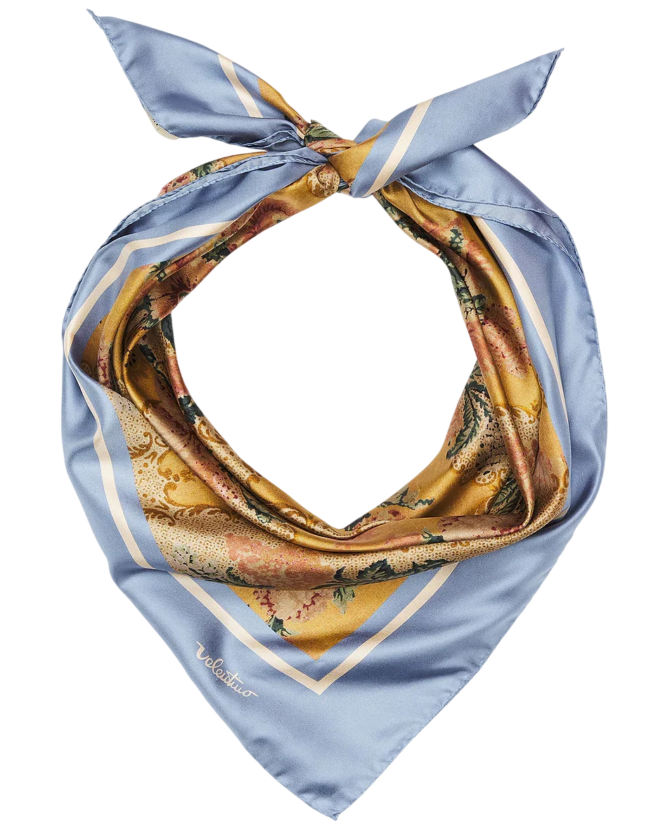 Apres L'hiver Fiori Tappezze Shawl